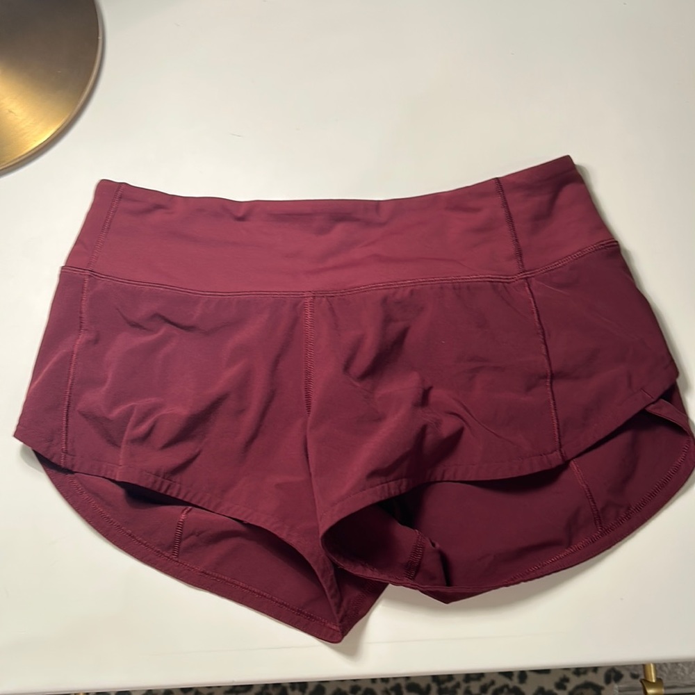 Lululemon short low rise lined 2.5 inch Speed Up